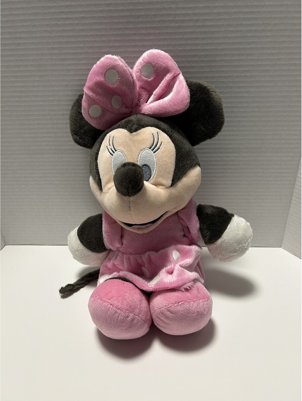 Disney Minnie Mouse Pink Polka Dot Dress Plush Used